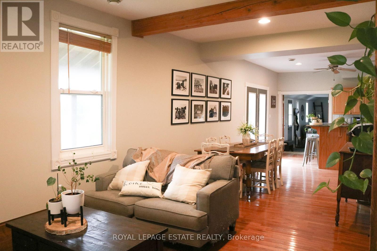 Photo 4 of 4295 Horseshoe Valley Road W, Springwater ON