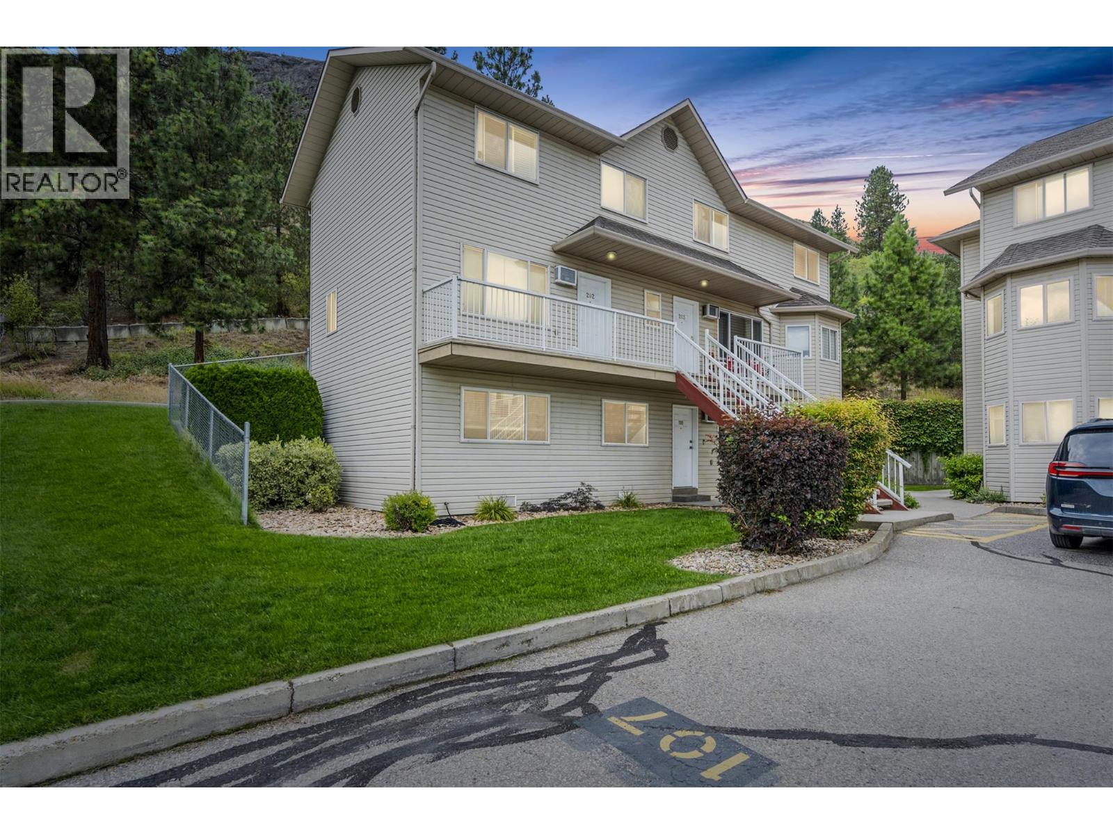 Photo 2 of 4202 Alexis Park Drive Unit 101, Vernon BC