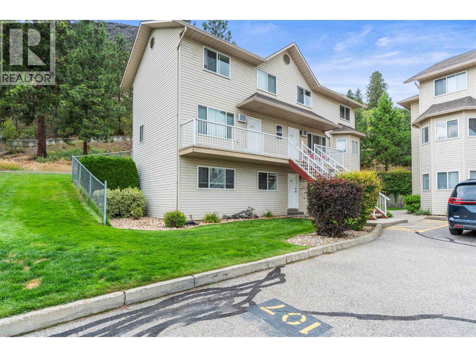 Photo 3 of 4202 Alexis Park Drive Unit 101, Vernon BC