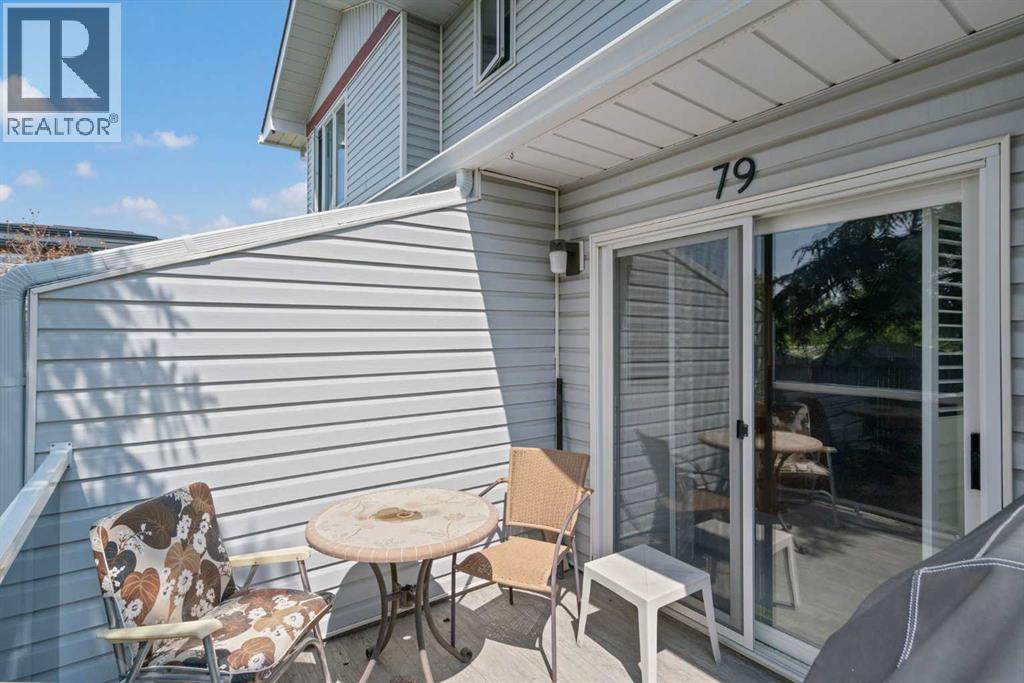 Single Family House for Sale in  Scenic Gardens NW Scenic Acres Calgary 