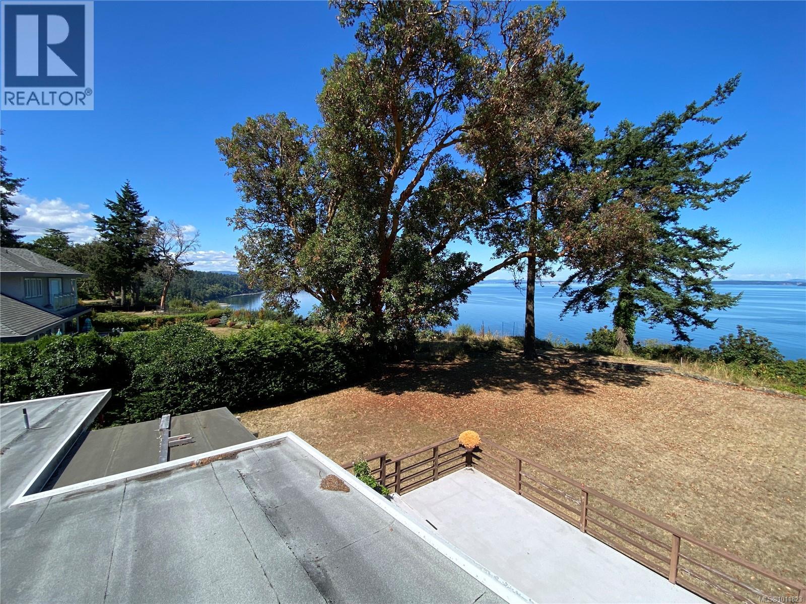 Photo 1 of 4598 Torquay Dr, Saanich BC