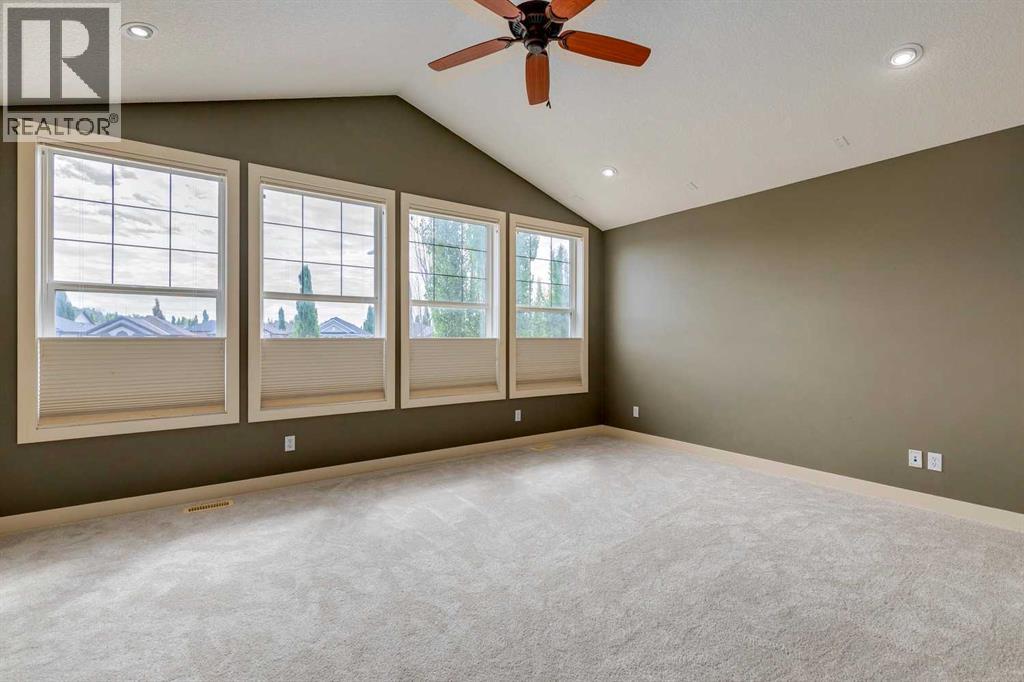 Single Family House for Sale in  Tuscany Summit Green NW Tuscany Calgary 