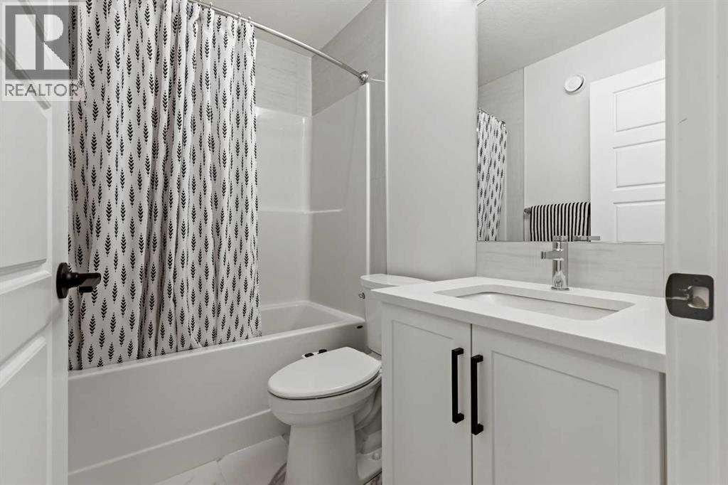 Photo 32 of 358 Wolf Creek Manor Se, Calgary AB