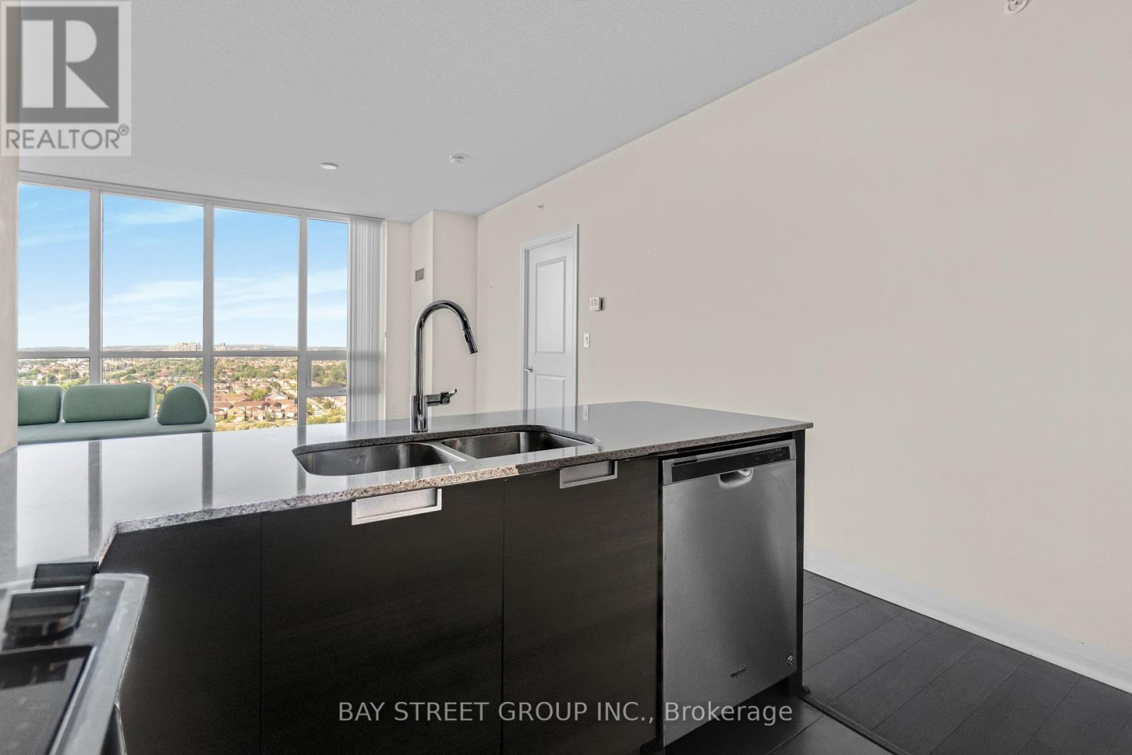 Photo 14 of 1812 5033 Four Springs Avenue, Mississauga ON