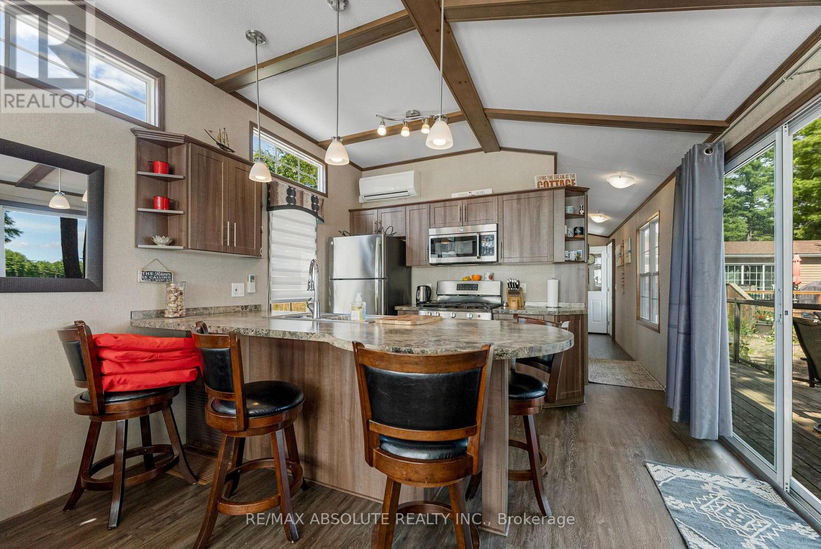 Photo 12 of 92 Bingham Drive, Horton ON