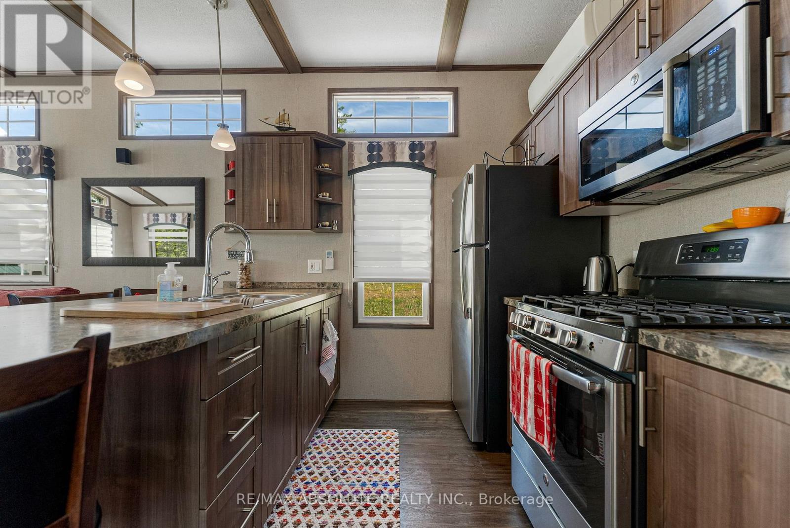 Photo 13 of 92 Bingham Drive, Horton ON