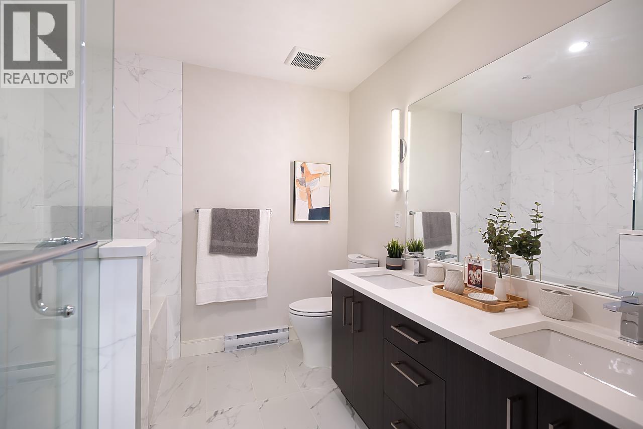 207 1633 TATLOW AVENUE, North Vancouver