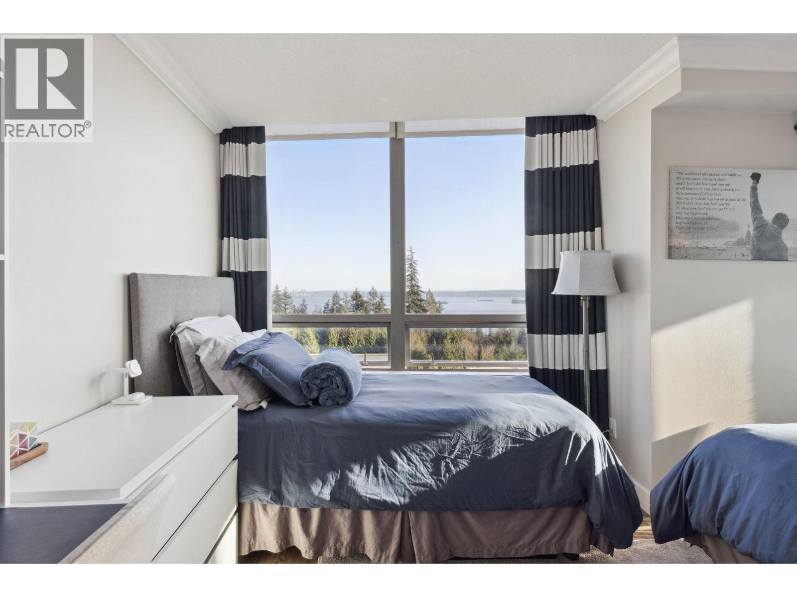302 3131 DEER RIDGE DRIVE, West Vancouver