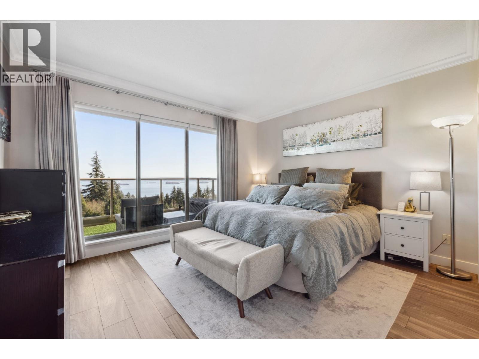 302 3131 DEER RIDGE DRIVE, West Vancouver