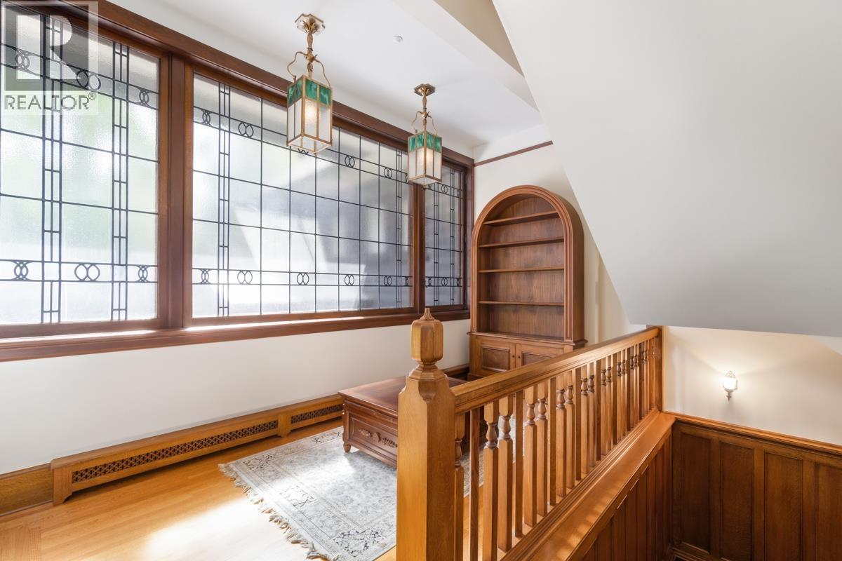 Photo 6 of 1 3838 Cypress Street, Vancouver BC