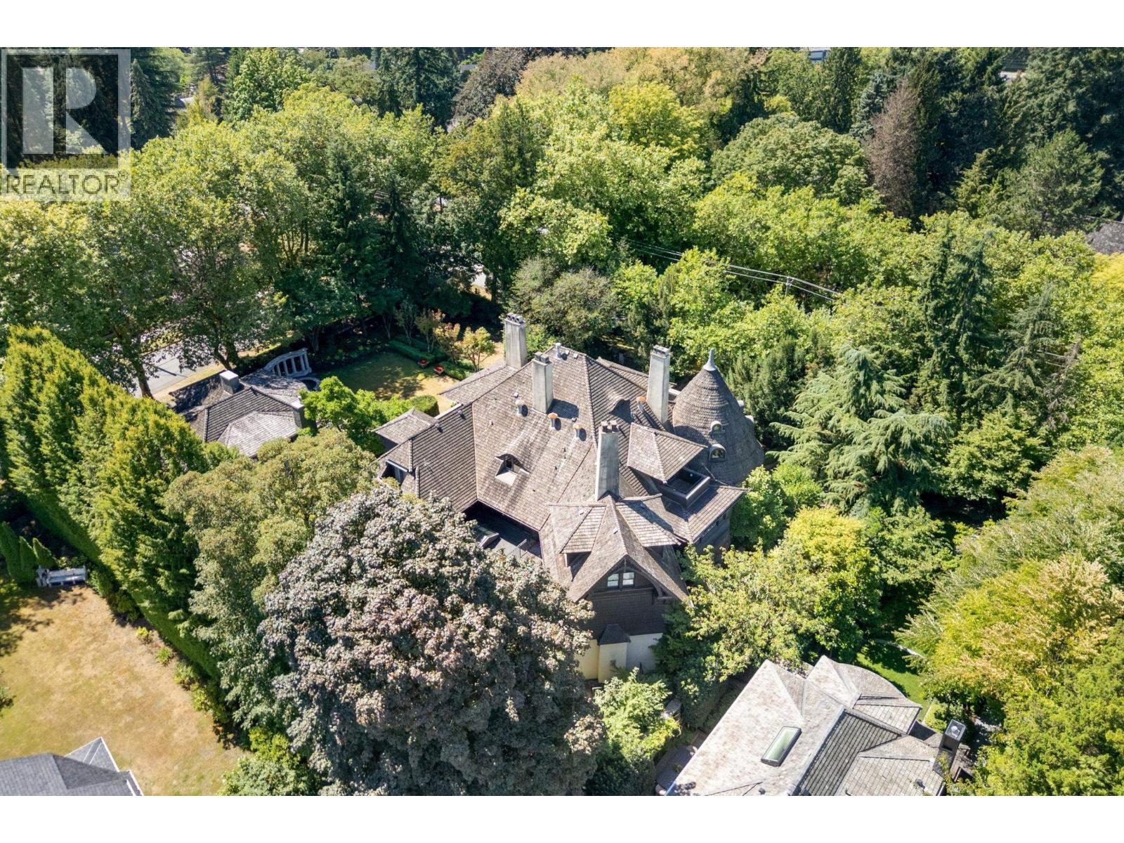 Photo 3 of 1 3838 Cypress Street, Vancouver BC