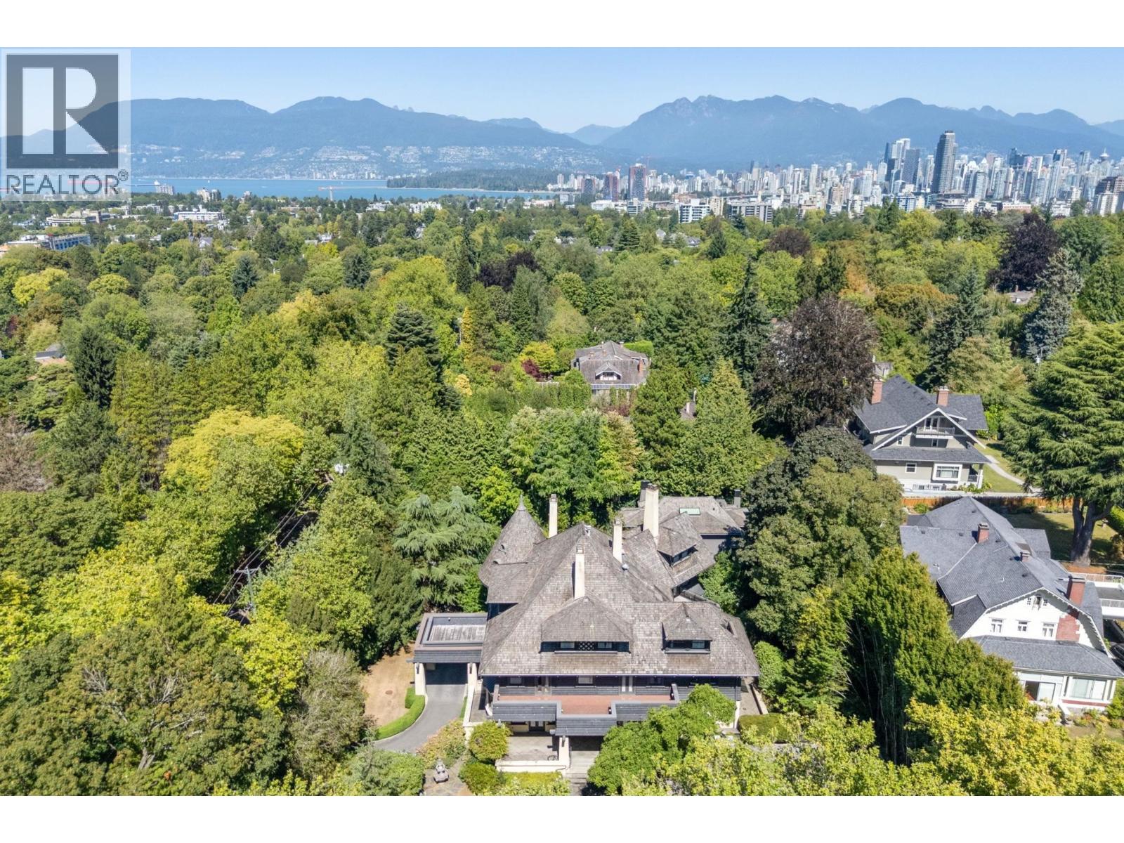 Photo 5 of 1 3838 Cypress Street, Vancouver BC