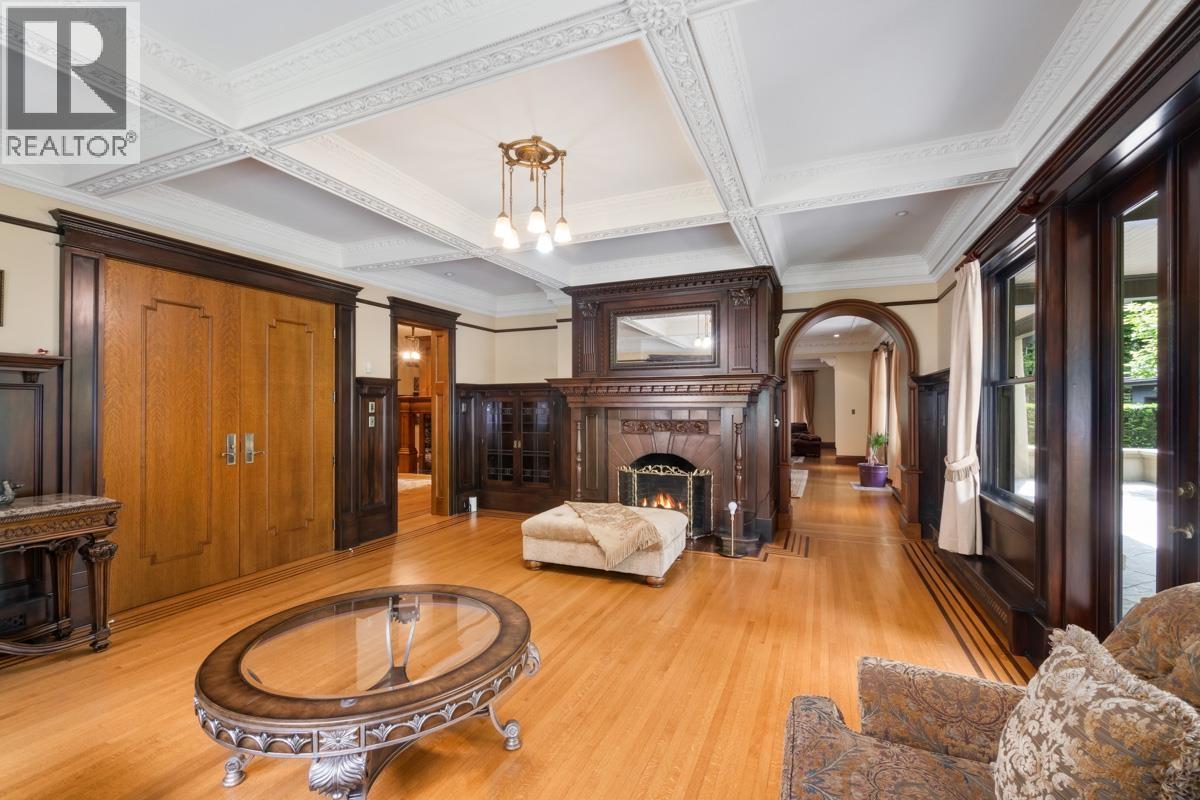 Photo 13 of 1 3838 Cypress Street, Vancouver BC
