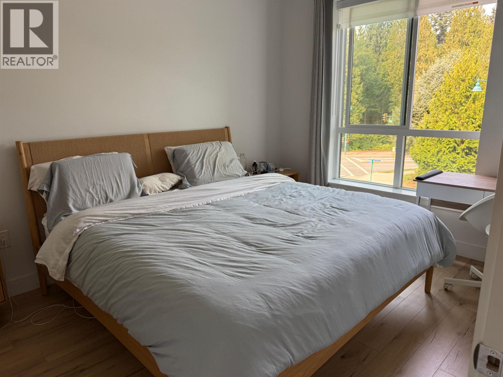 Photo 5 of 323 55 Klahanie Drive, Port Moody BC