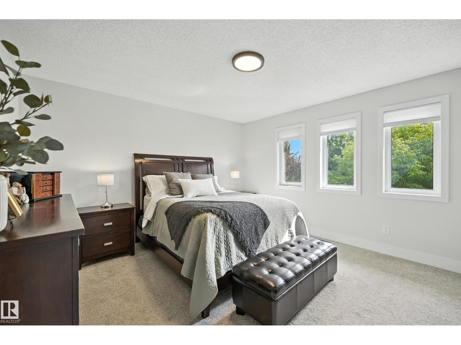 Photo 11 of 3634 31 A St Nw, Edmonton AB