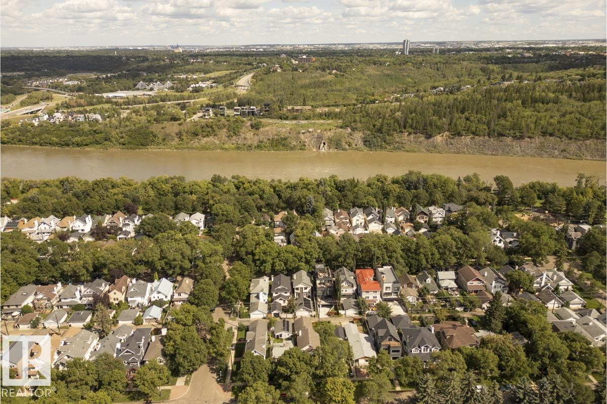 Photo 65 of 9523 101 St Nw, Edmonton AB