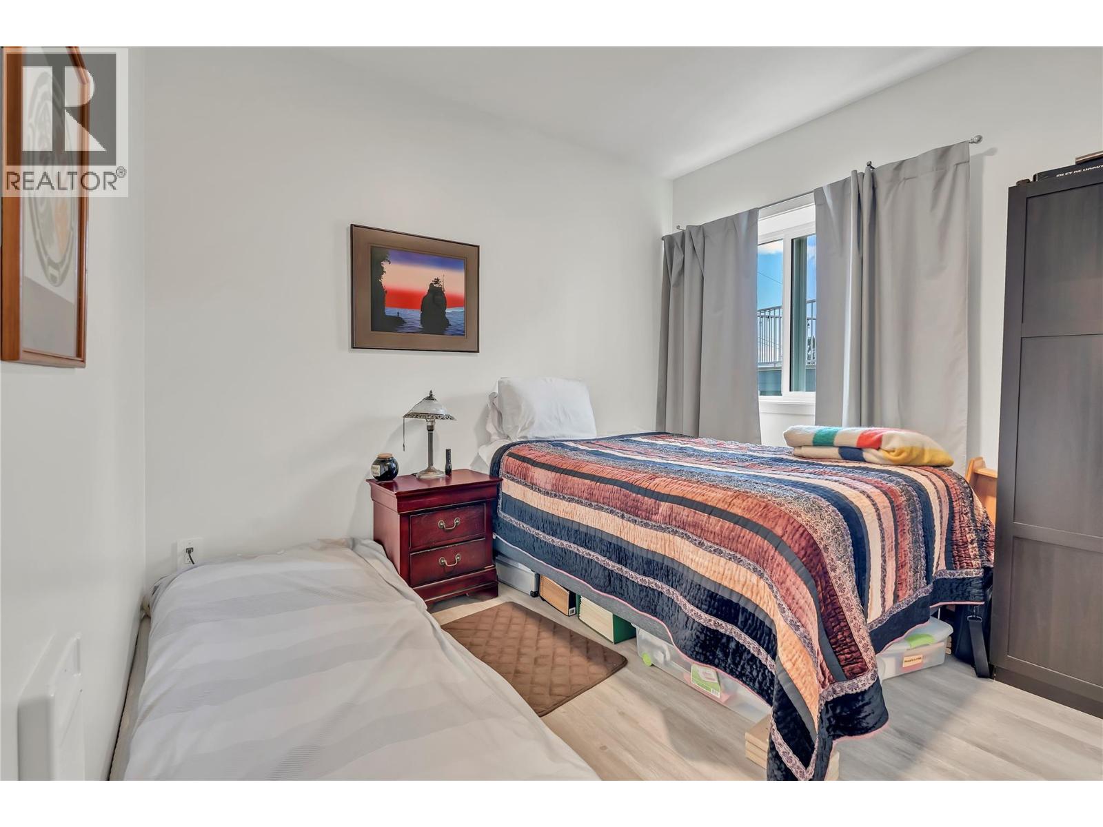  6074 Jackson Crescent, Peachland