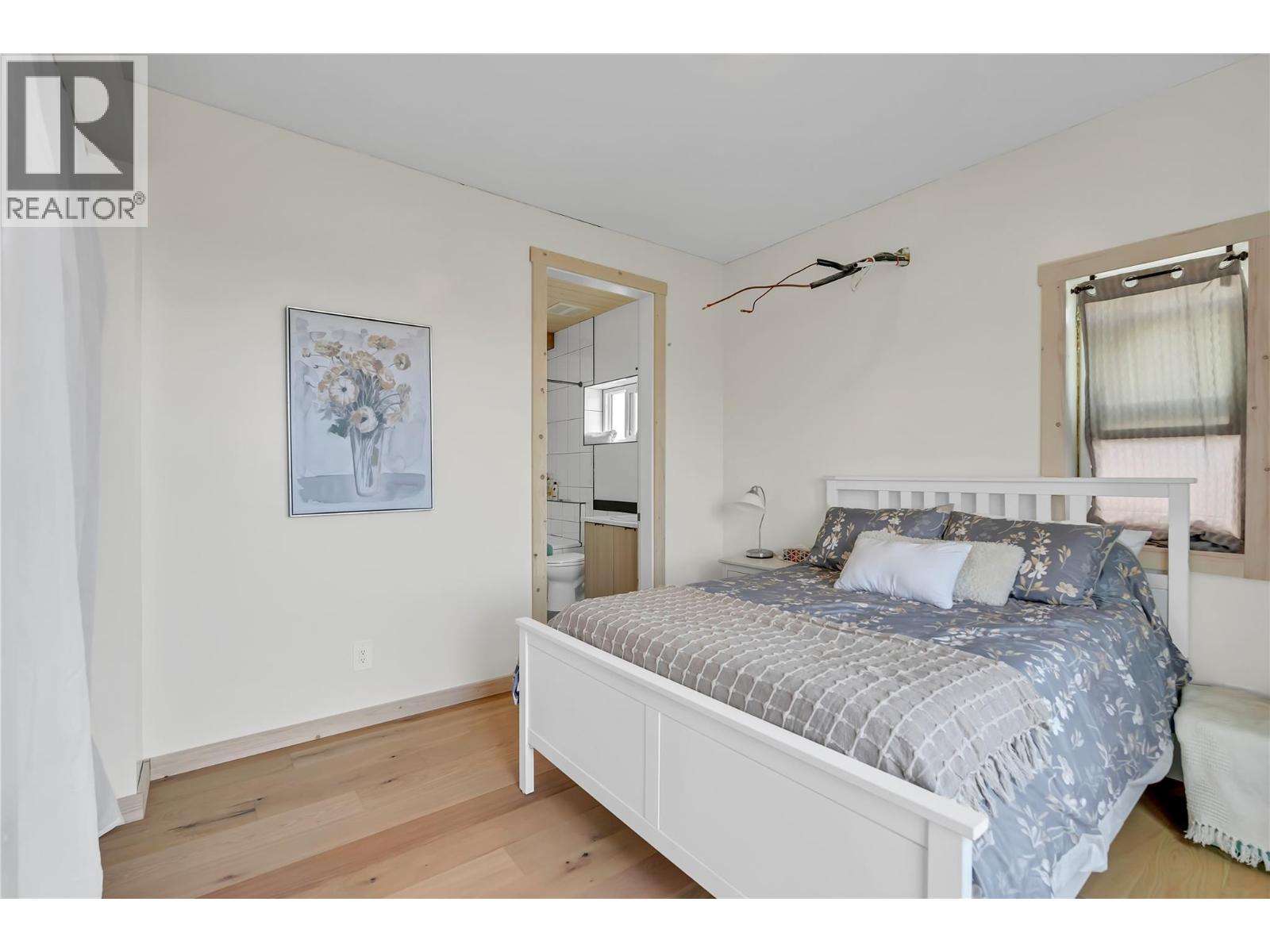  6074 Jackson Crescent, Peachland