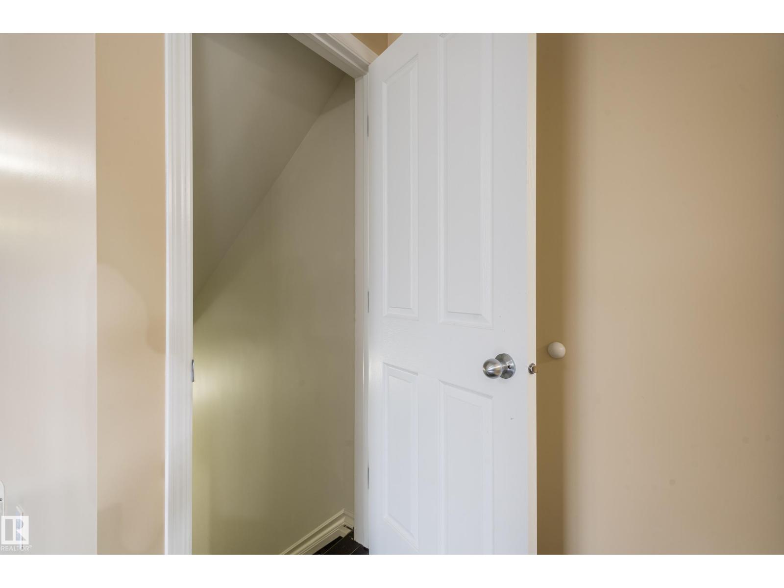 Photo 33 of 124 1804 70 St Sw, Edmonton AB
