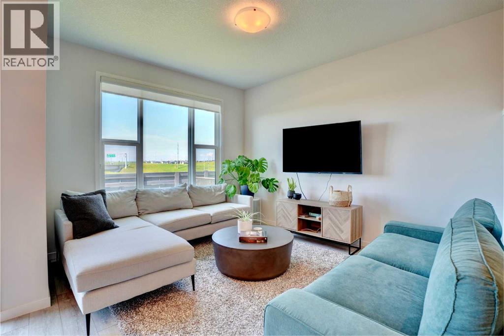 Photo 15 of 876 Seton Circle Se, Calgary AB