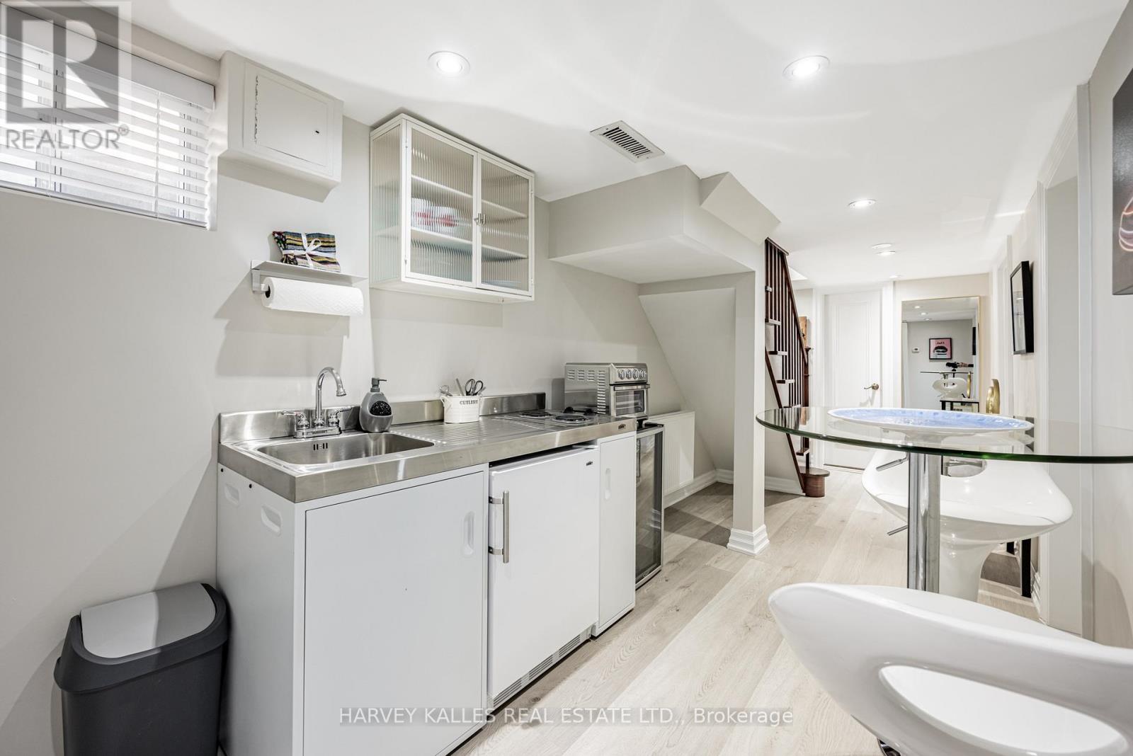 Photo 29 of 1836 Bathurst Street, Toronto ON