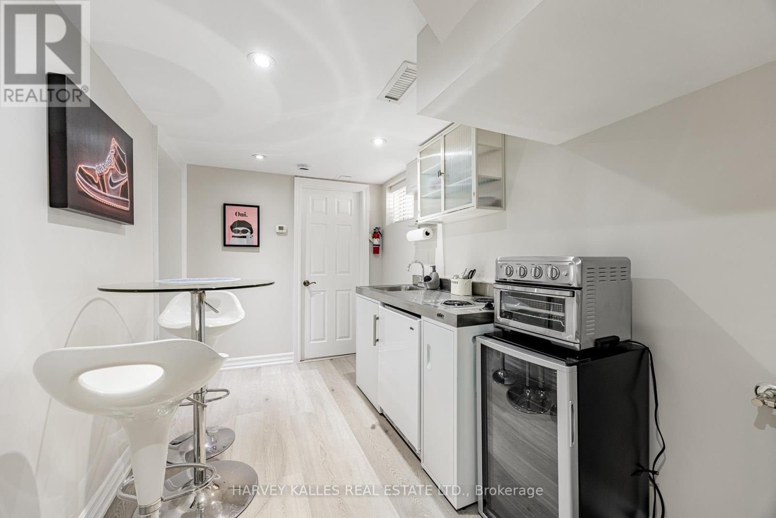 Photo 30 of 1836 Bathurst Street, Toronto ON