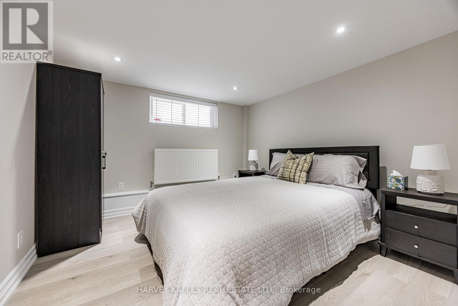 Photo 32 of 1836 Bathurst Street, Toronto ON
