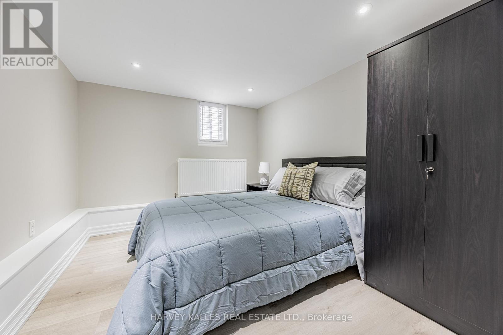 Photo 33 of 1836 Bathurst Street, Toronto ON