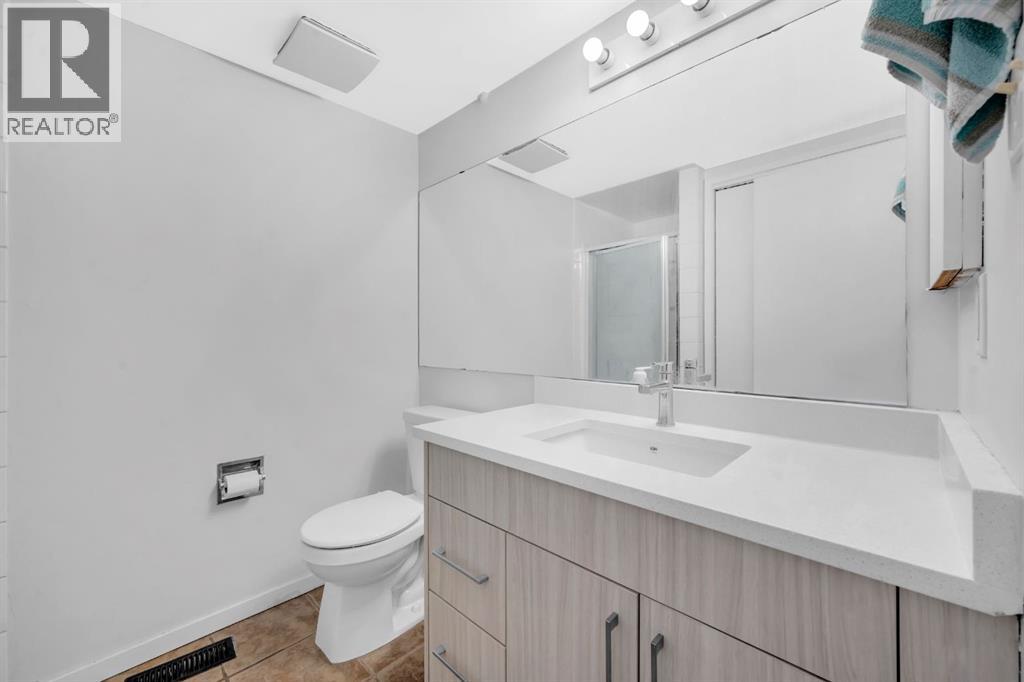 Multi-family House Bi-level for Sale in  Vance Place NW Varsity Calgary 