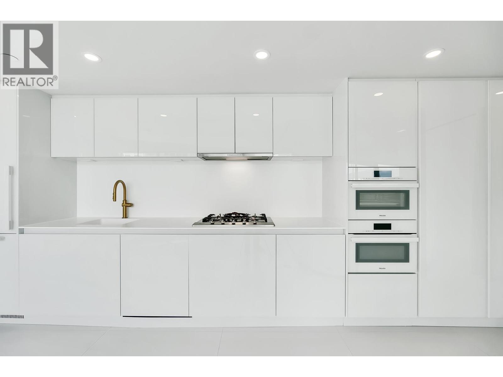 2808 1033 NELSON STREET, Vancouver