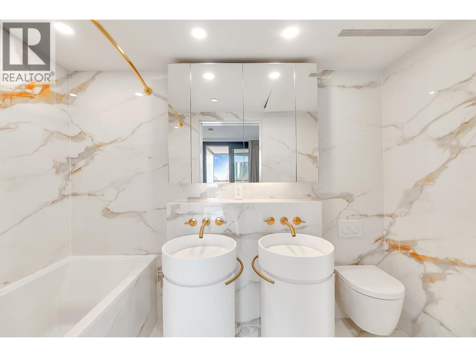 2808 1033 NELSON STREET, Vancouver