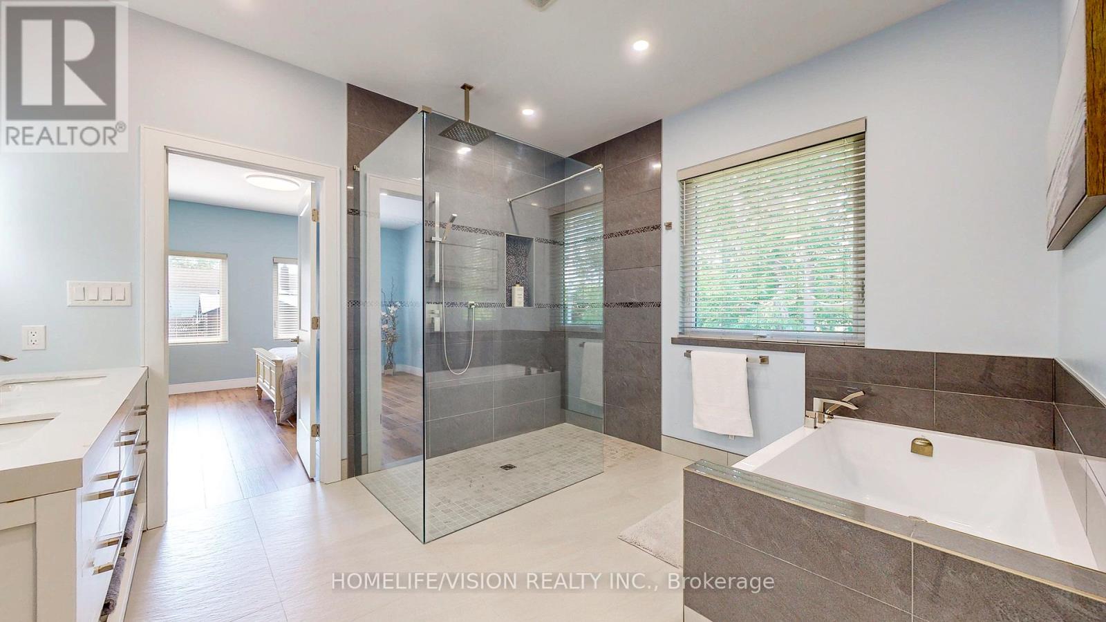 Photo 17 of 740 Midland Avenue, Tay ON