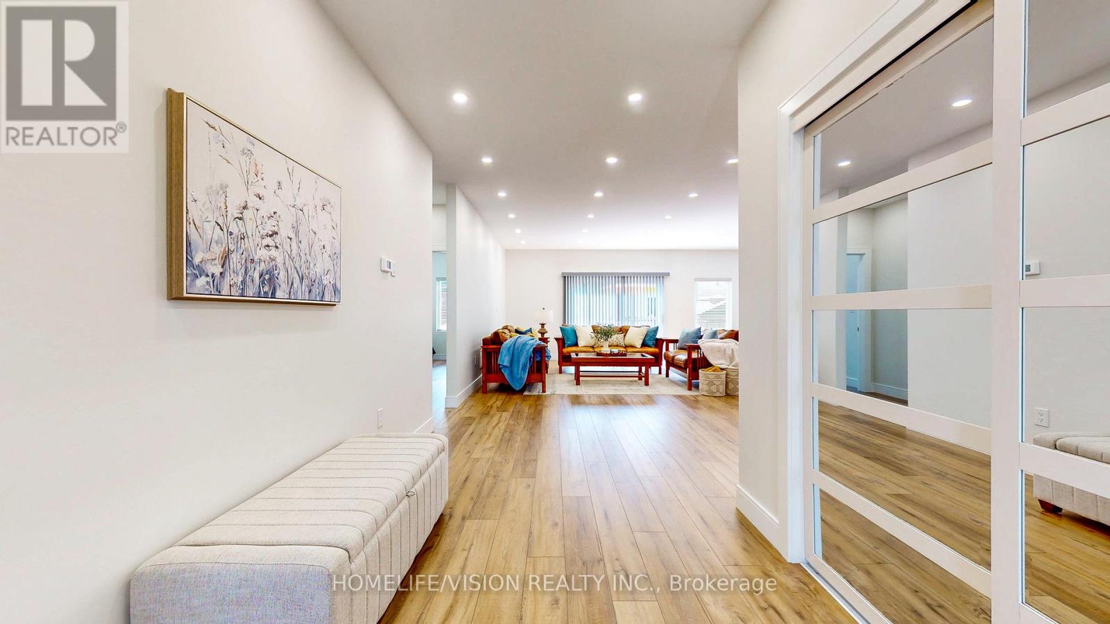 Photo 4 of 740 Midland Avenue, Tay ON