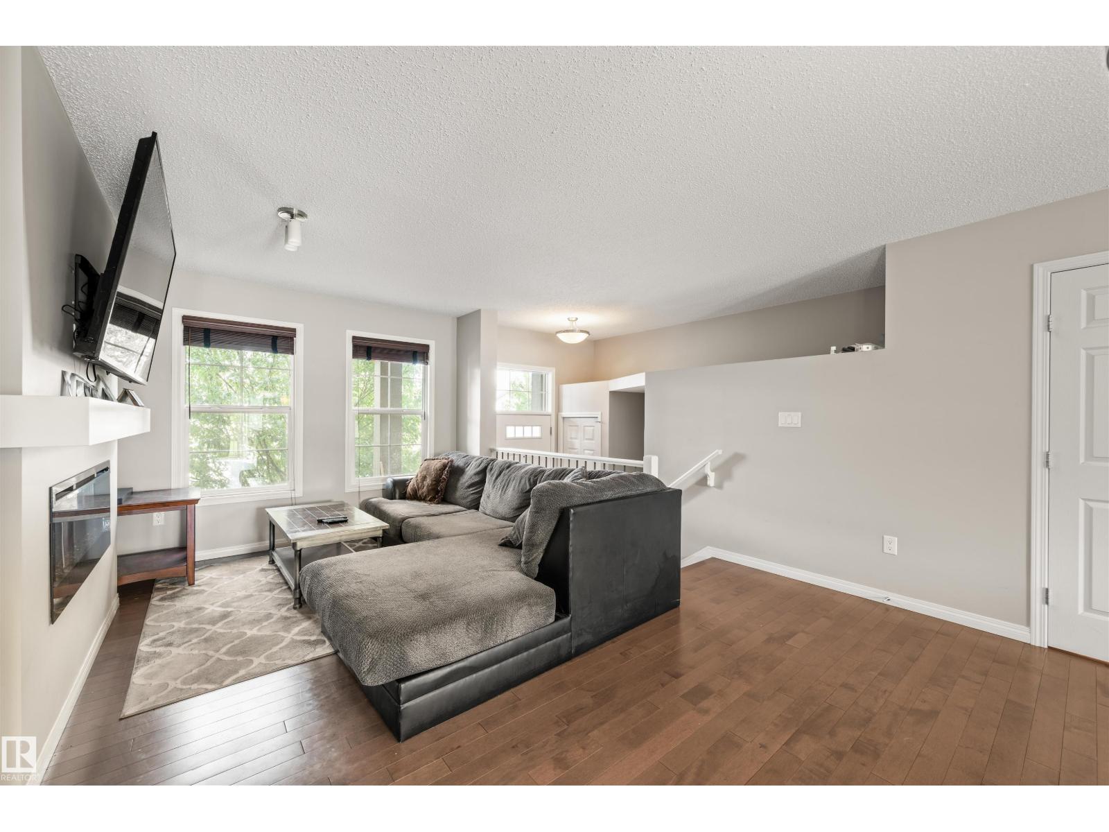 Photo 24 of 4021 Orchards Dr Sw, Edmonton AB