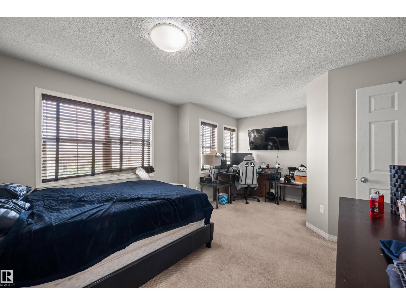 Photo 20 of 4021 Orchards Dr Sw, Edmonton AB