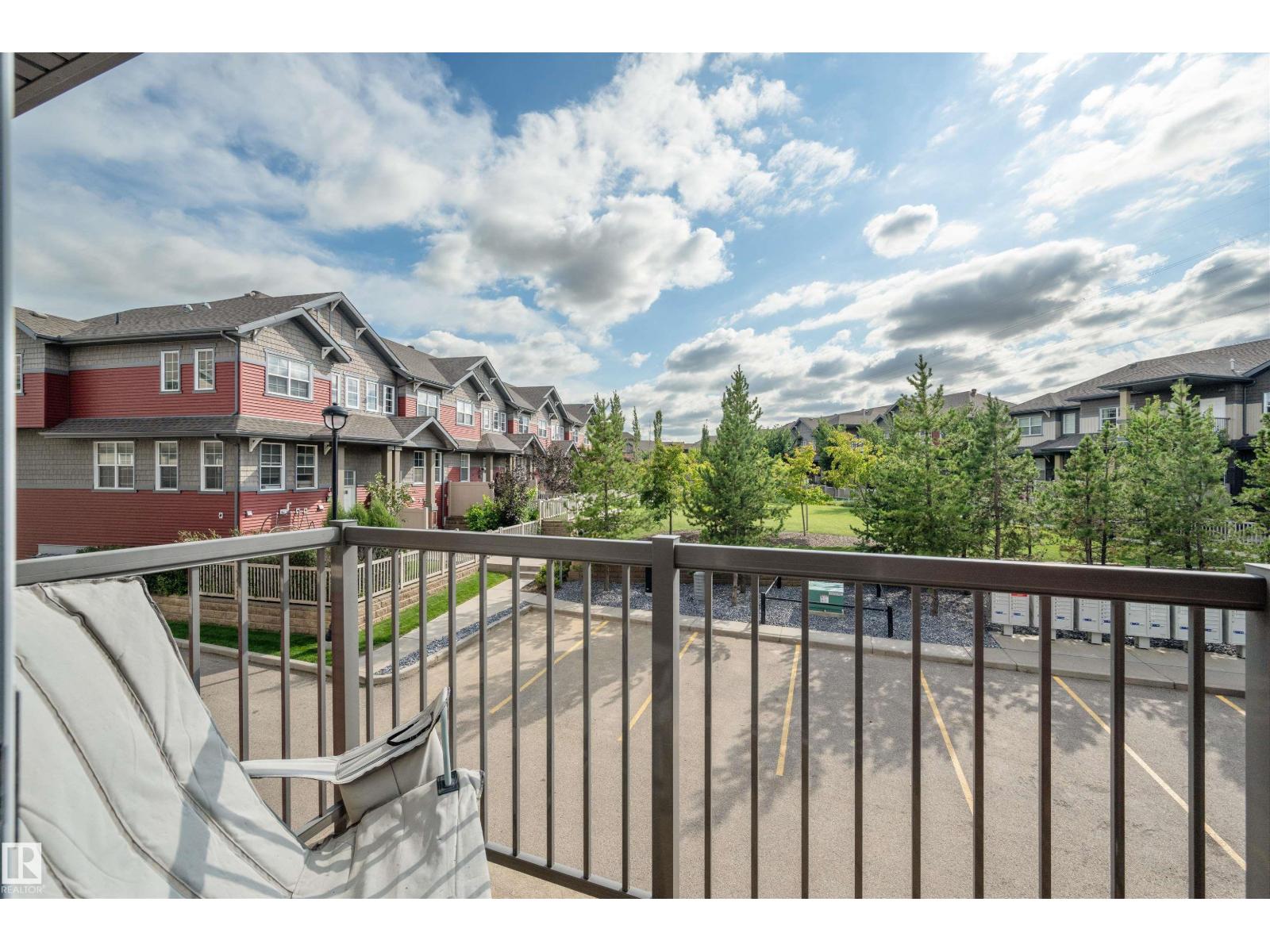 Photo 13 of 4021 Orchards Dr Sw, Edmonton AB