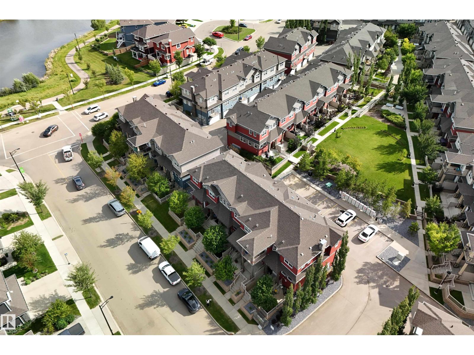 Photo 4 of 4021 Orchards Dr Sw, Edmonton AB