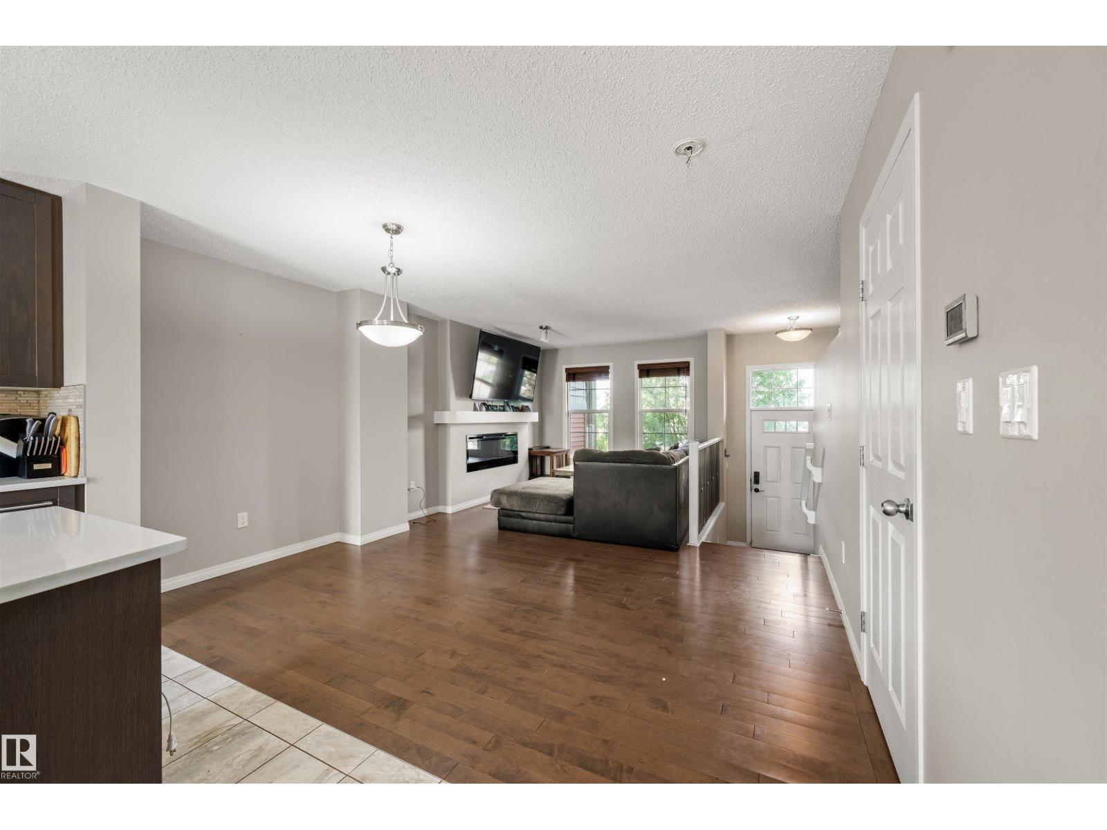 Photo 27 of 4021 Orchards Dr Sw, Edmonton AB