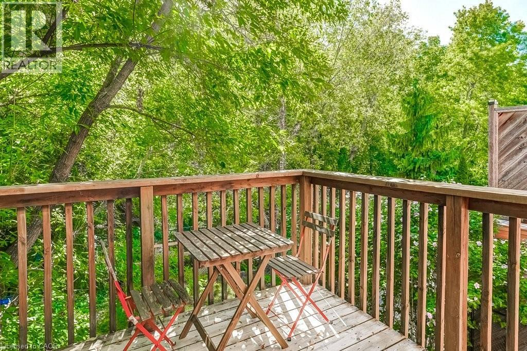 Photo 14 of 4134 Medland Drive, Burlington ON