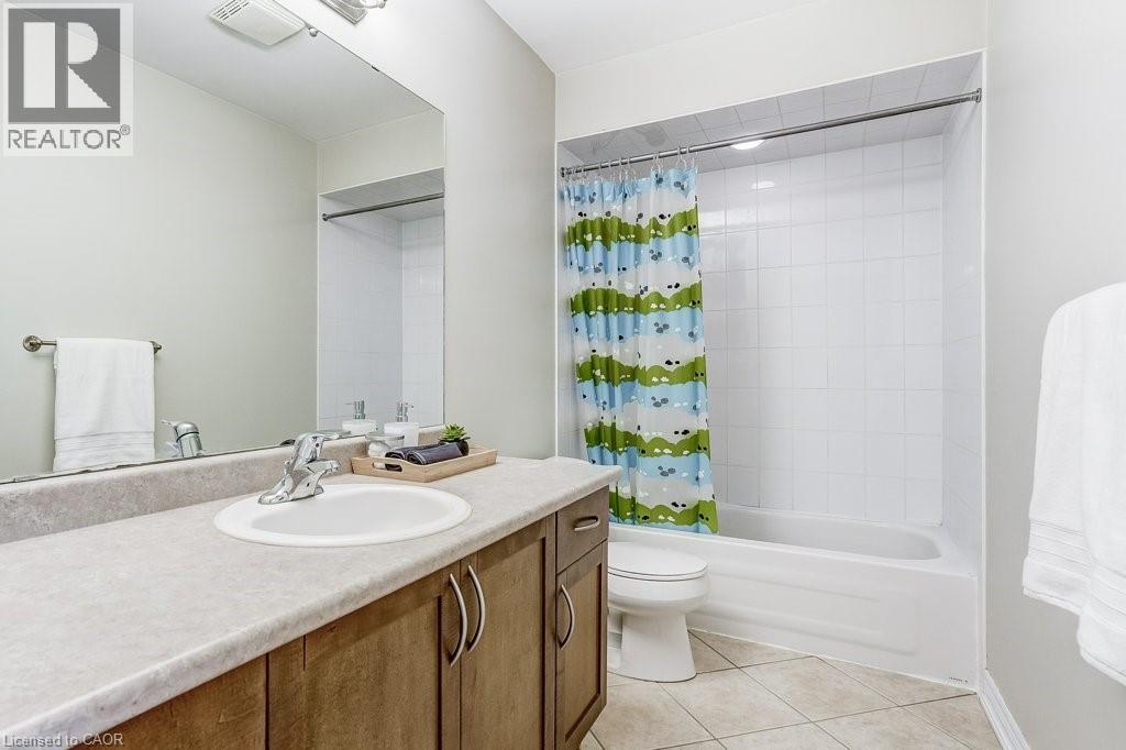 Photo 21 of 4134 Medland Drive, Burlington ON