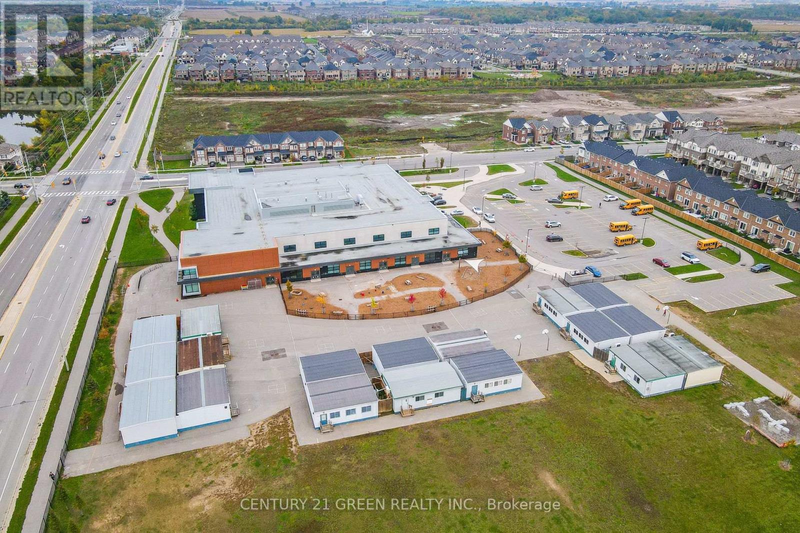 Photo 46 of 118 Bond Head Court, Milton ON