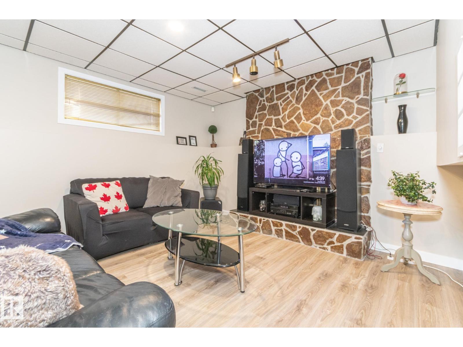 Photo 5 of 7731 188 St Nw, Edmonton AB