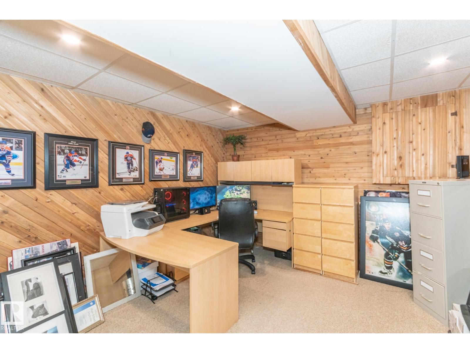 Photo 3 of 7731 188 St Nw, Edmonton AB