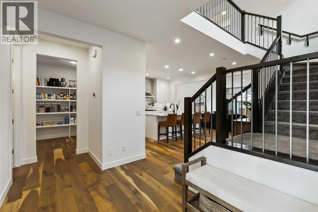 Photo 3 of 20 Cranbrook Manor Se, Calgary AB
