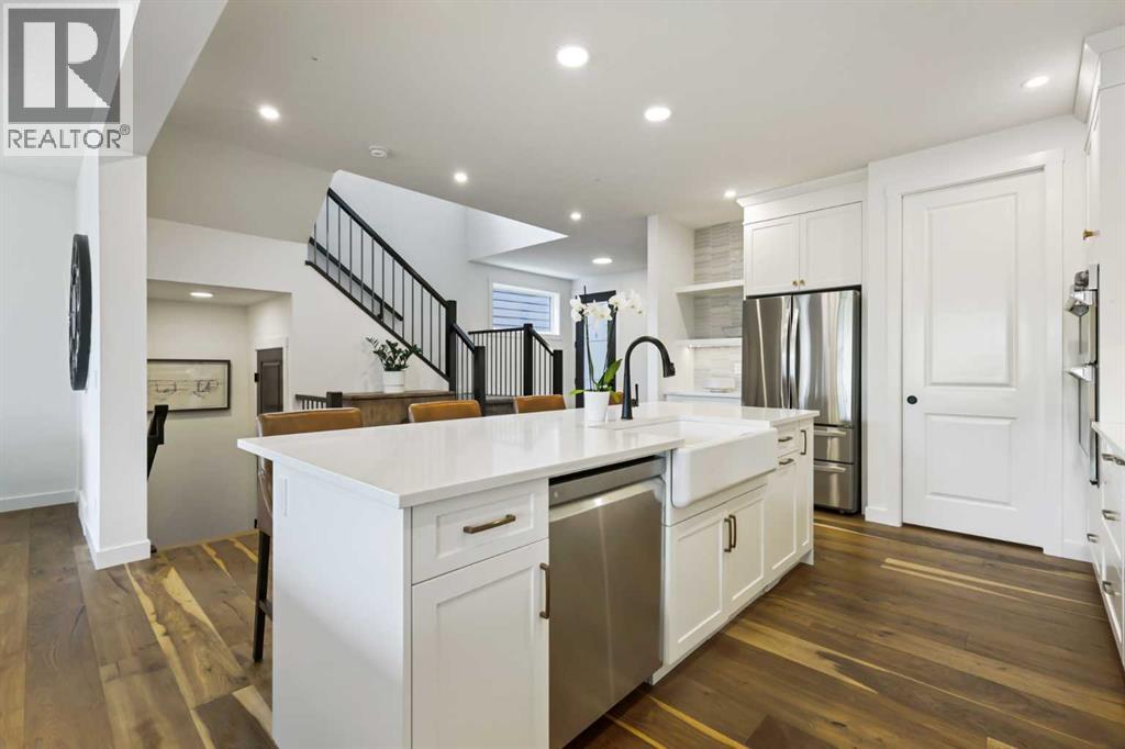 Photo 9 of 20 Cranbrook Manor Se, Calgary AB