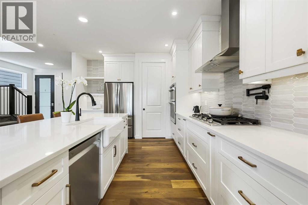 Photo 8 of 20 Cranbrook Manor Se, Calgary AB
