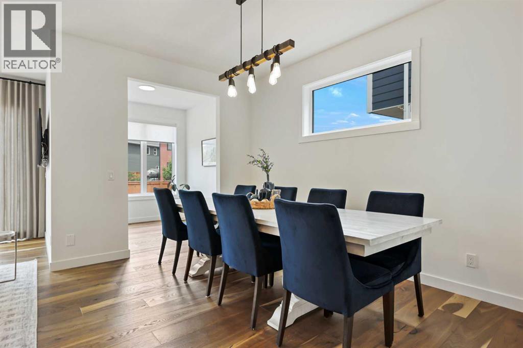 Photo 20 of 20 Cranbrook Manor Se, Calgary AB