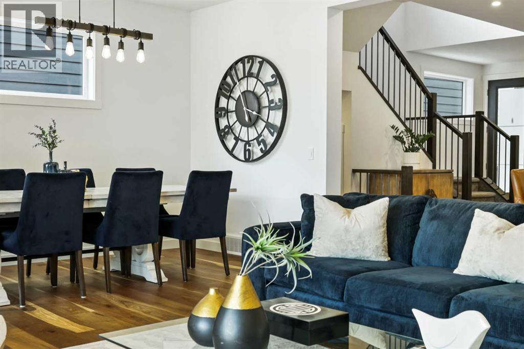 Photo 19 of 20 Cranbrook Manor Se, Calgary AB