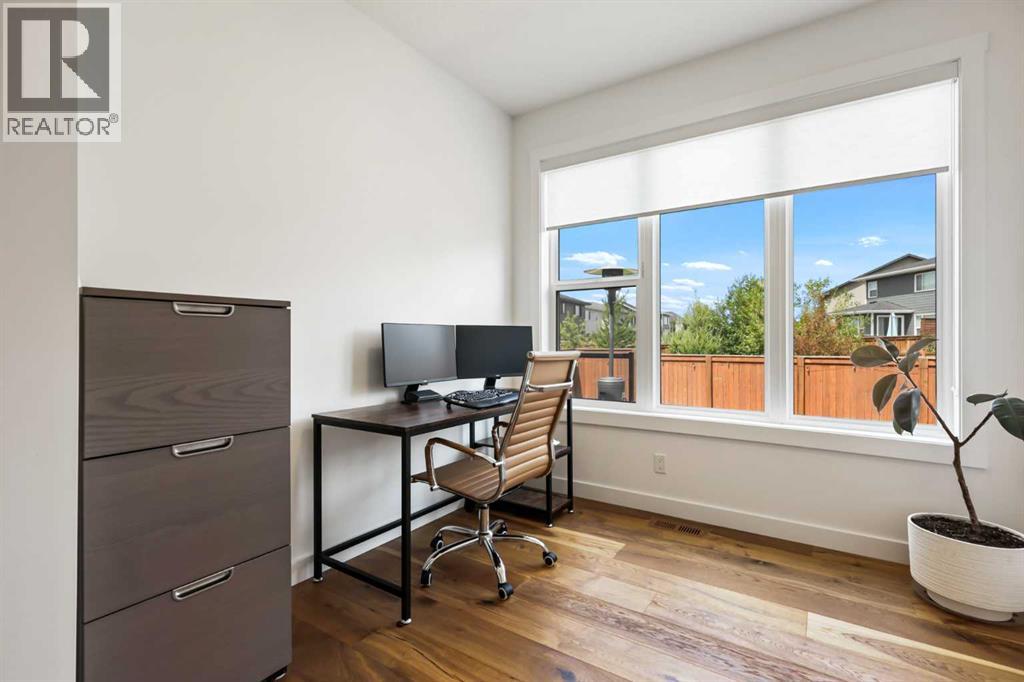 Photo 22 of 20 Cranbrook Manor Se, Calgary AB