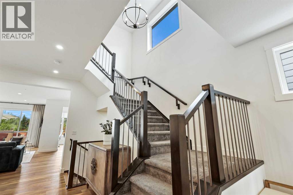 Photo 24 of 20 Cranbrook Manor Se, Calgary AB